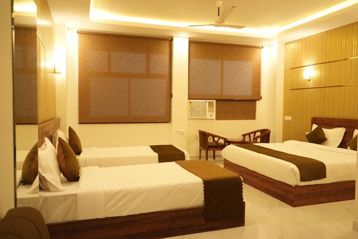 לקנאו Hotel Golden Palace מראה חיצוני תמונה